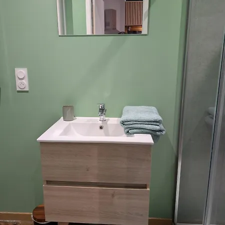 Cosy Neuf Hyper Centre Apartment